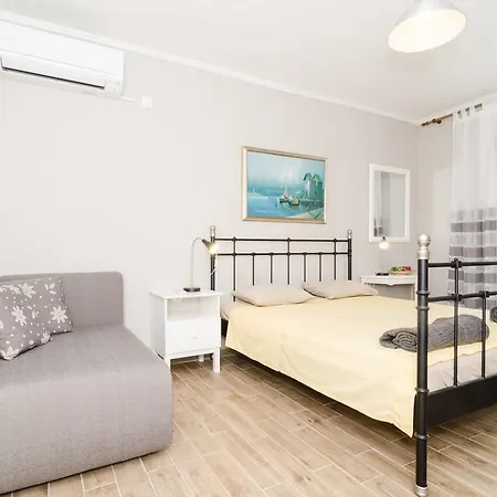 Porto Della Apartman *