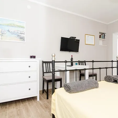 Porto Della Apartman *