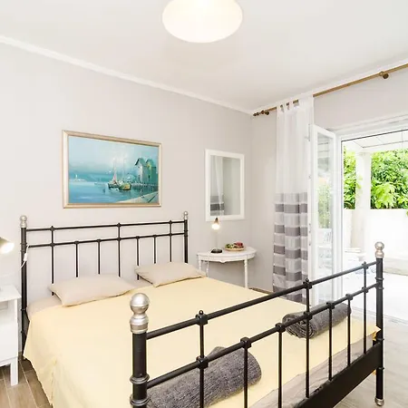 Porto Della Apartment