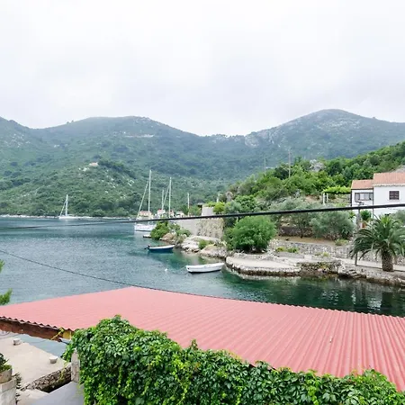 Porto Della Apartment *