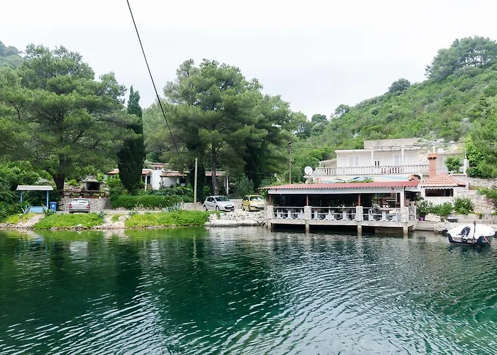 Апартаменты Porto Della *